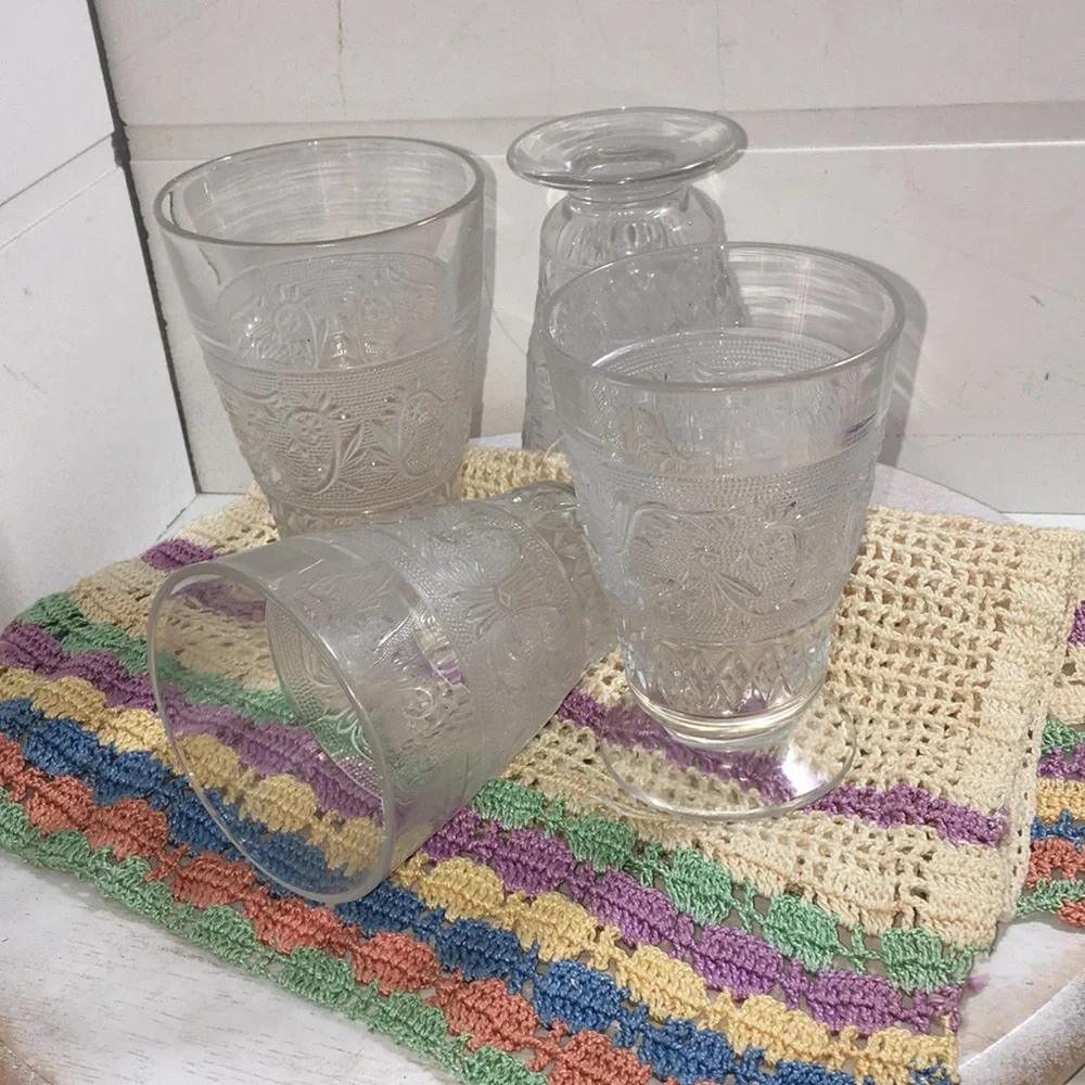Vintage Duncan Miller stemmed water goblets set of 4